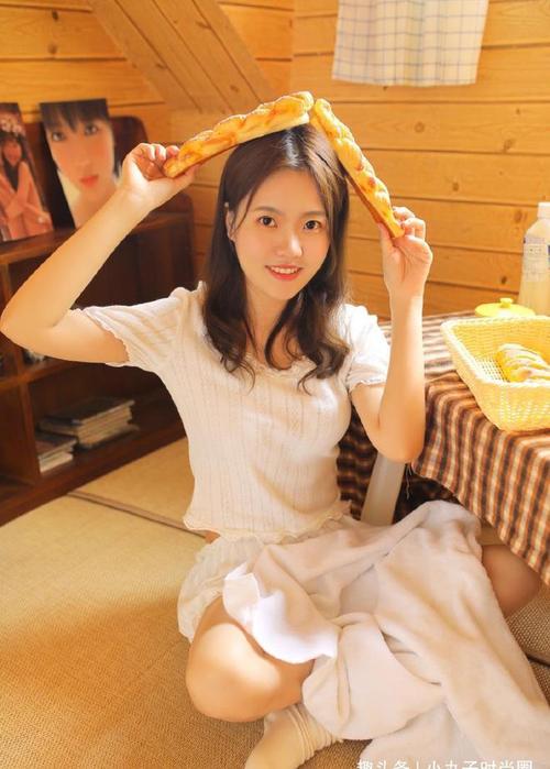 97精品偷拍丝袜第一页