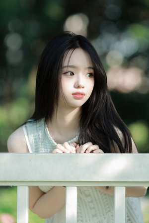 果冻传媒国产李琼多大年龄