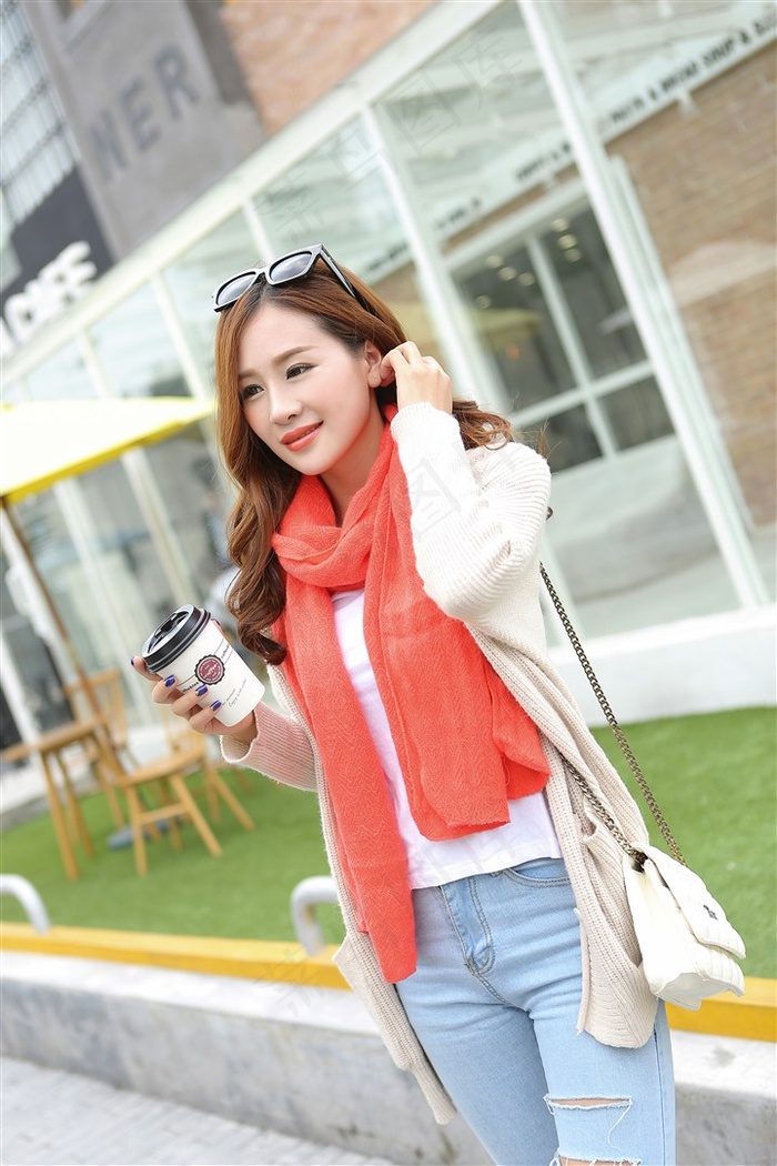 国产野外田里勾引大叔