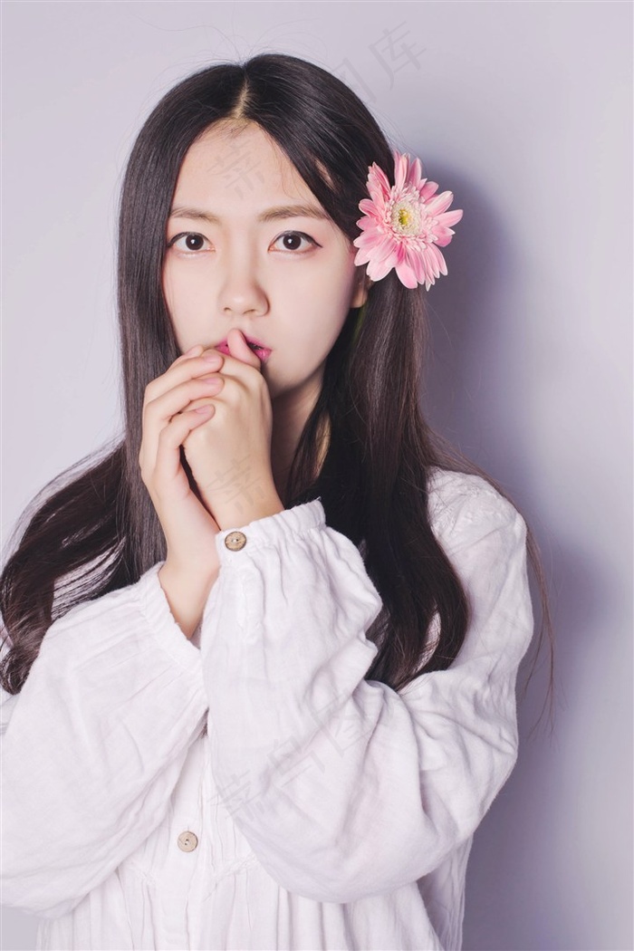 邻居的又大又硬又粗好爽