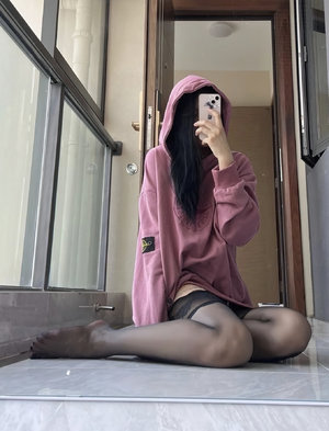 男吃女胸又摸又揉动态图